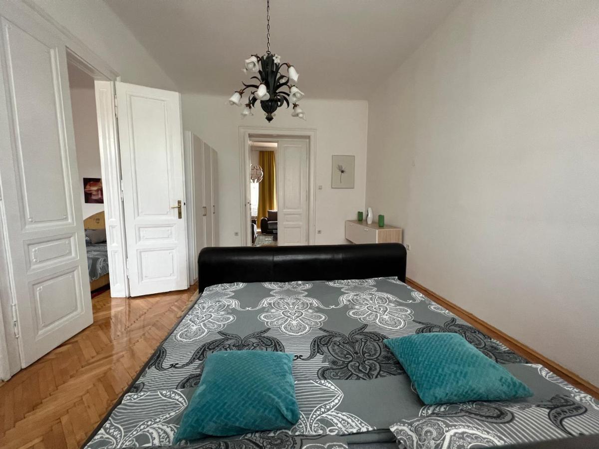 شقة سراييفو  في Apartman Happy المظهر الخارجي الصورة