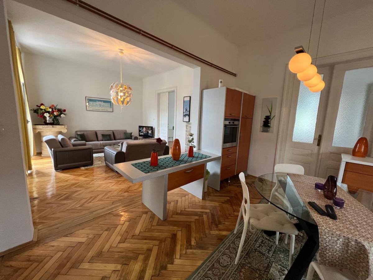 شقة سراييفو  في Apartman Happy المظهر الخارجي الصورة